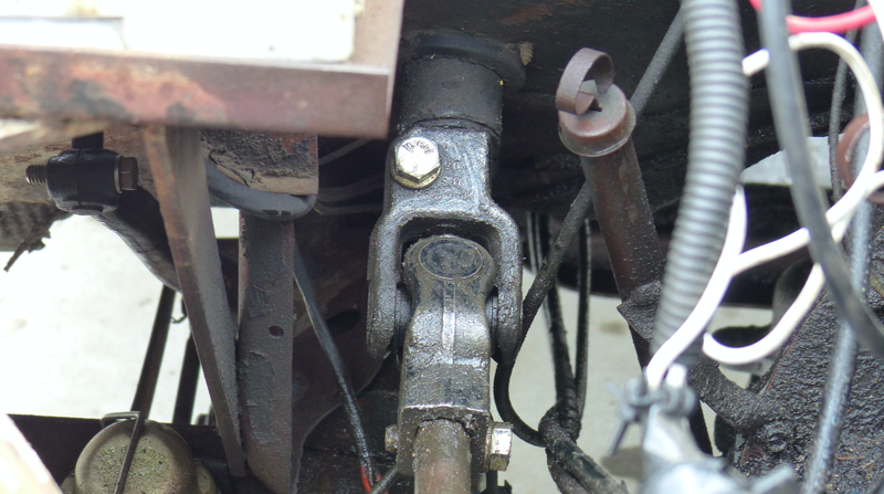 Illustration for article titled The Last-Minute Repair Frenzy That Saved My $500 Postal Jeep Project